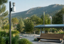 Πεντέλη: Έξυπνος σταθμός για την ατμοσφαιρική ρύπανση Έξυπνος σταθμός μέτρησης ποιότητας αέρα και ηλιακό παγκάκι σε πράσινο δημόσιο χώρο