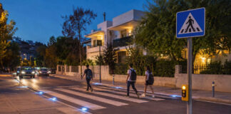 Βριλήσσια: Σε λειτουργία η δεύτερη φάση των «έξυπνων» διαβάσεων Φωτιζόμενη διάβαση πεζών με ενσωματωμένα LED σε δρόμο των βορείων προαστίων