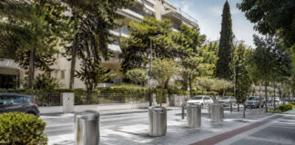 Βριλήσσια: 40 νέοι υπόγειοι κάδοι σε 15 σημεία Σύγχρονοι υπόγειοι κάδοι απορριμμάτων σε καθαρό δεντροφυτεμένο αστικό δρόμο