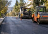 Χαλάνδρι: Έργο οδοστρώσεων 4 εκατ. ευρώ σε δεκάδες δρόμους Μηχανήματα οδοστρωσίας σε δενδροφυτεμένο αστικό δρόμο