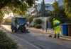 Χαλάνδρι: Οδοκαθαρισμός σε έξι γειτονιές στις 3 Σεπτεμβρίου Δημοτικό σάρωθρο και εργαζόμενος καθαριότητας σε δρόμο κατοικιών