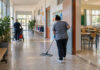 Χαλάνδρι: Με 63 σχολικές καθαρίστριες ξεκινά η νέα χρονιά Εργαζόμενες καθαριότητας προετοιμάζουν σχολικό διάδρομο και αίθουσες για τη νέα χρονιά