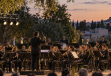Χαλάνδρι: Τιμή στη Φιλαρμονική για περισσότερα από 70 χρόνια προσφοράς Φιλαρμονική ορχήστρα σε υπαίθρια πολιτιστική εκδήλωση στο Χαλάνδρι