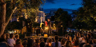 Γαλάτσι: Δωρεάν Magic Variete Show στην Πλατεία Ειρήνης Υπαίθρια βραδινή παράσταση μαγείας με οικογένειες σε καταπράσινη πλατεία