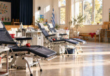 Κηφισιά: Εθελοντική αιμοδοσία στις 18 Σεπτεμβρίου στην Κάτω Κηφισιά Χώρος εθελοντικής αιμοδοσίας διαμορφωμένος σε αίθουσα σχολείου