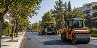 Κηφισιά: Ανοικτός διαγωνισμός 6 εκατ. ευρώ για συντηρήσεις οδοστρωμάτων Οργανωμένες εργασίες ασφαλτόστρωσης σε δενδροφυτεμένη αστική λεωφόρο