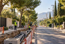 Κηφισιά: 43,58 εκατ. ευρώ για υπογείωση δικτύων σε πάνω από 100 χλμ. Εργασίες εγκατάστασης υπόγειων δικτύων ηλεκτρικής ενέργειας σε δενδροφυτεμένο δρόμο
