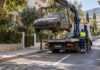 Λυκόβρυση–Πεύκη: Πώς δηλώνονται και απομακρύνονται τα εγκαταλελειμμένα οχήματα Δημοτικό όχημα απομακρύνει εγκαταλελειμμένο αυτοκίνητο από δρόμο