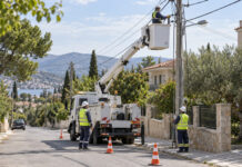 Νέα Πεντέλη: Διακοπή ρεύματος σήμερα 10:00–13:00 σε δεκάδες δρόμους Συνεργείο ηλεκτρικού δικτύου εργάζεται με καλαθοφόρο σε κατοικημένη περιοχή
