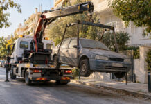 Παπάγου–Χολαργός: Δημοπρασία για την απομάκρυνση εγκαταλελειμμένων οχημάτων Γερανός απομάκρυνσης παραλαμβάνει εγκαταλελειμμένο όχημα από δημοτικό δρόμο