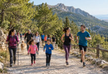 Penteli Home Race: Τρέξιμο στη φύση για την Αναδοχή Οικογένειες και δρομείς κινούνται σε ασφαλές ορεινό μονοπάτι μέσα στο πράσινο της Πεντέλης