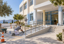 Πεντέλη: Παρεμβάσεις ασφάλειας και προσβασιμότητας στα σχολεία Εργασίες συντήρησης και προσβασιμότητας σε σύγχρονο σχολικό κτίριο