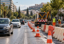 Λεωφόρος Αργυρουπόλεως: Ρυθμίσεις στη δεξιά λωρίδα έως τον Μάρτιο Εργοτάξιο στη δεξιά λωρίδα αστικής λεωφόρου με κώνους και ασφαλή διέλευση οχημάτων