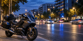 Αττική: Ταυτοποιήθηκαν δύο αναβάτες για επικίνδυνη οδήγηση Μοτοσικλέτα μεγάλου κυβισμού σταθμευμένη με ασφάλεια δίπλα σε αστική λεωφόρο της Αττικής