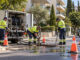 Χολαργός: Έκτακτη διακοπή νερού στη Βουτσινά και Μιλτιάδου Συνεργείο ύδρευσης εργάζεται με εξοπλισμό ασφαλείας σε αστικό δρόμο του Χολαργού