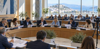 Φιλοθέη–Ψυχικό: Δέκα θέματα στη Δημοτική Επιτροπή της 12ης Οκτωβρίου Μέλη δημοτικής επιτροπής εξετάζουν φακέλους σε συνεδρίαση με ζωντανή μετάδοση