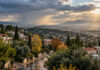 Καιρός στην Αττική: Τοπικές βροχές και έως 25°C Φθινοπωρινός ουρανός με τοπική βροχή και ανοίγματα πάνω από τα βόρεια προάστια της Αττικής