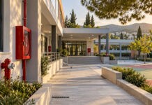 Κηφισιά: Διαγωνισμός 1,9 εκατ. ευρώ για πυροπροστασία στα σχολεία Σχολικό κτίριο με σύγχρονο εξοπλισμό πυροπροστασίας και ασφαλείς διαδρομές διαφυγής