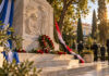 Κηφισιά: Τιμή στους 145 Έλληνες Αιγυπτιώτες πεσόντες του Β΄ Παγκοσμίου Πολέμου Μνημείο με κόκκινα τριαντάφυλλα σε τελετή ιστορικής μνήμης