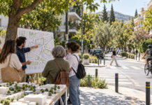 Μελίσσια: Σε διαβούλευση οι αλλαγές κυκλοφορίας σε Πηγής και Τσαλδάρη Κάτοικοι συζητούν κυκλοφοριακό σχέδιο δίπλα σε ήπια διαμορφωμένο δρόμο με πεζούς και ποδηλάτη