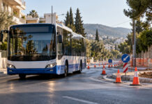 ΟΑΣΑ: Εκτροπή της γραμμής 870 στα Μέγαρα από 19 Οκτωβρίου Αστικό λεωφορείο κινείται δίπλα σε προσωρινή κυκλοφοριακή εκτροπή