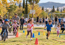 Παπάγος: Μια ημέρα αθλητισμού και οικογένειας στον «Φοίβο» Οικογένειες συμμετέχουν σε ποδηλατικές και αθλητικές δραστηριότητες σε καταπράσινο αστικό πάρκο
