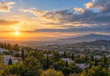 Καιρός στην Αττική: Έως 23°C και πιθανότητα βροχής το βράδυ Φθινοπωρινό πρωινό στα βόρεια προάστια της Αττικής με ηλιοφάνεια και αυξημένες νεφώσεις